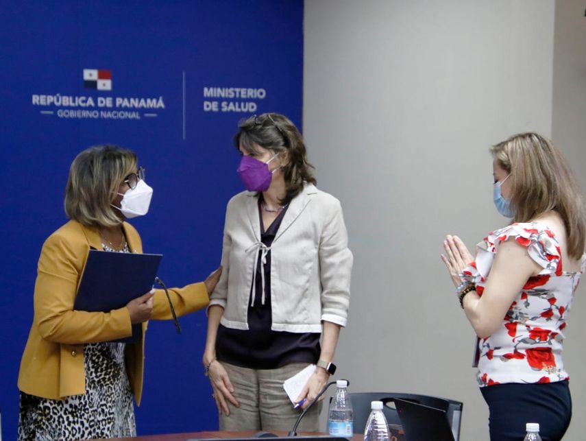 Ivette Berrío se recibe a representante de la Unicef