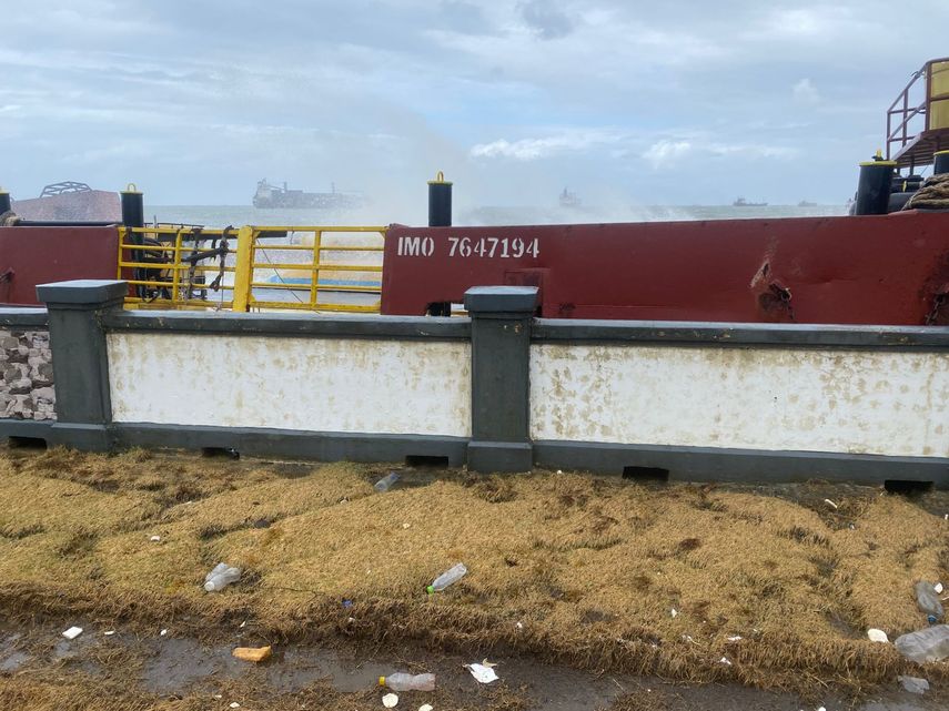 AMP y Senan mantienen monitoreo sobre naves encalladas en costas de Colón