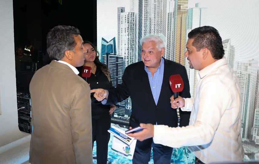 Ricardo Martinelli y Ricardo Lombana: polémico saludo genera reacciones