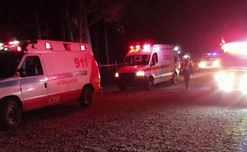 Un autobús que transportaba migrantes irregulares provenientes de la provincia de Darién cayó a un precipicio en Los Planes de Gualaca, Chiriquí a eso de las 4 de la mañana de este miércoles 15 de febrero.