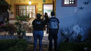 Desmantelan red de corrupción en nombramientos de docentes con siete detenidos