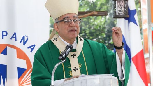 Ulloa llama a la conversión total ante crisis y desconfianza que vive Panamá