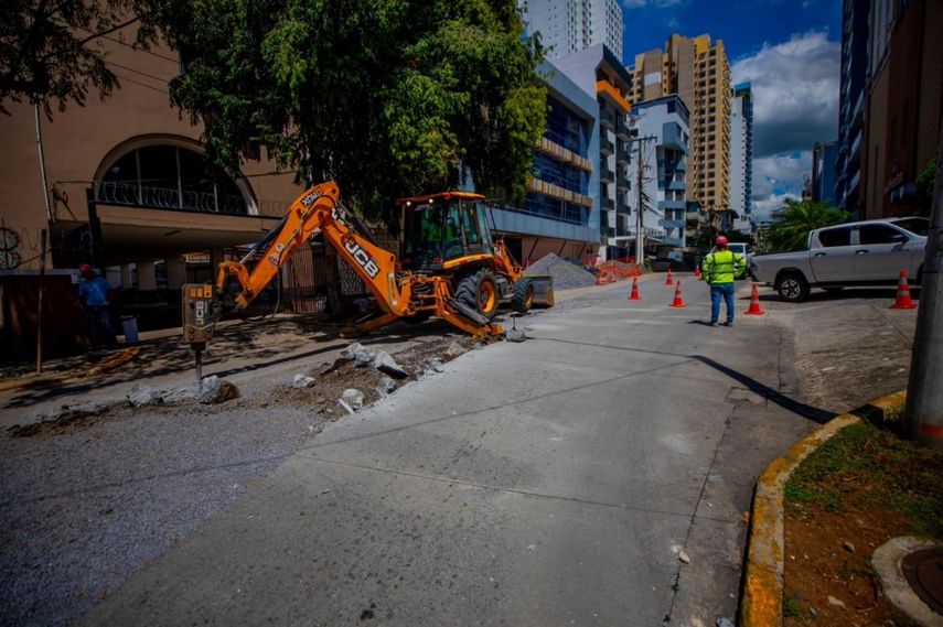 Estos trabajos forman parte del proyecto “Servicios de Operación, Mantenimiento y Mejora de Infraestructuras del Sistema de Alcantarillado de Saneamiento de Panamá. Estos trabajos forman parte del proyecto “Servicios de Operación, Mantenimiento y Mejora de Infraestructuras del Sistema de Alcantarillado de Saneamiento de Panamá.