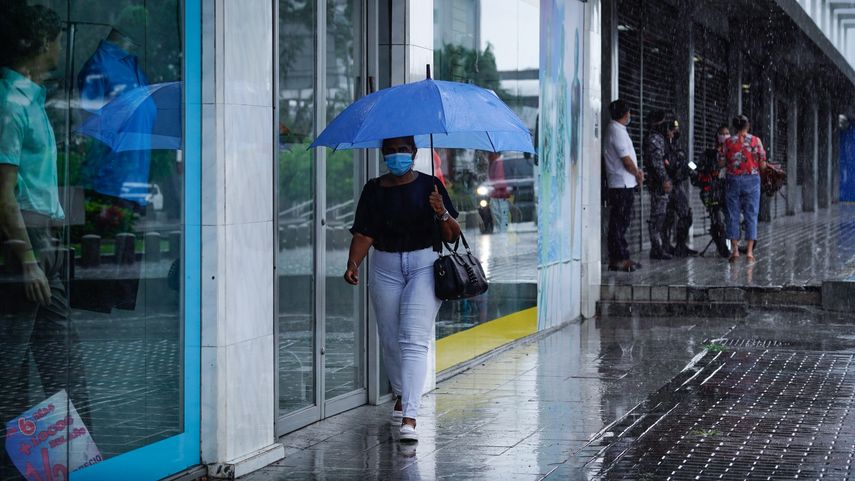 La Onda Tropical #7 podría ingresar a Panamá en las próximas 24 horas. La Onda Tropical #7 podría ingresar a Panamá en las próximas 24 horas.
