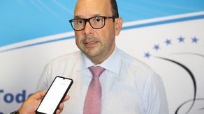 Defensor anuncia elección de afectados por dietilenglicol