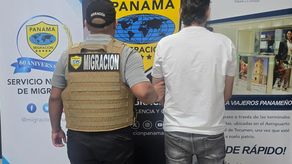 Un ciudadano extranjero de nacionalidad venezolana fue expulsado de Panamá luego de que las autoridades verificaran su presunta vinculación con la organización criminal transnacional Tren de Aragua, considerada grupo terrorista, además de haber evadido puestos de control migratorio durante su ingreso al país.
