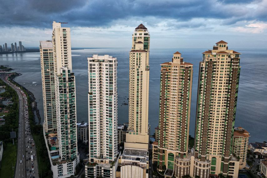 Apede resalta importancia de instituciones sólidas y digitalización para atraer inversión