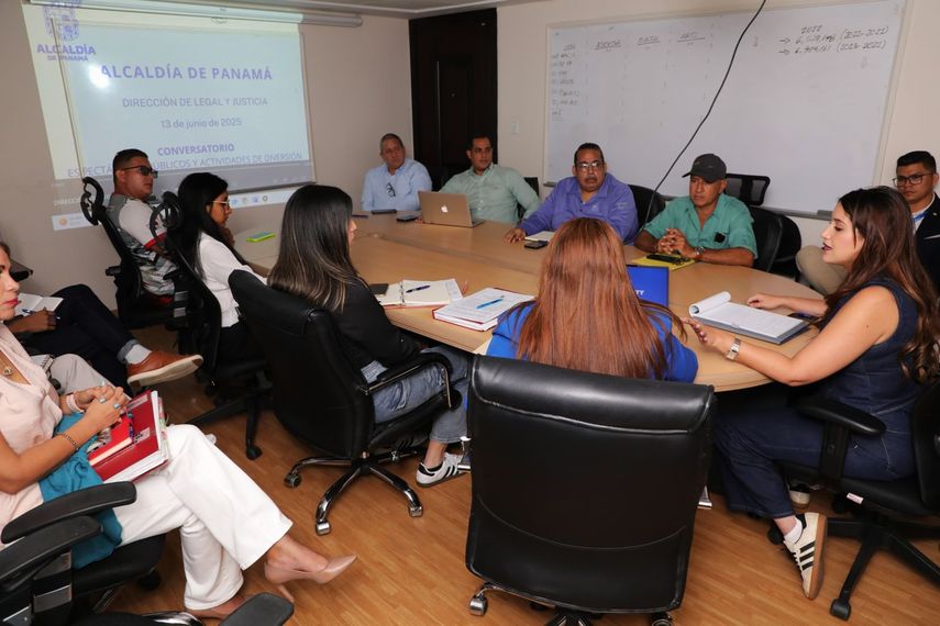 Alcaldía de Panamá completa proceso inicial de consultas sobre digitalización de trámites