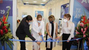 Inauguran primer centro de orientación y capacitación del Covid-19 en Multiplaza