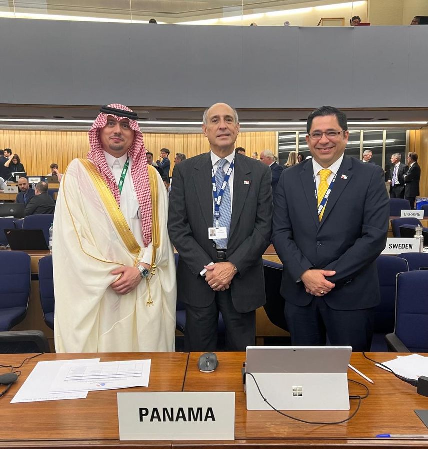 Panamá refuerza su presencia en el escenario marítimo internacional