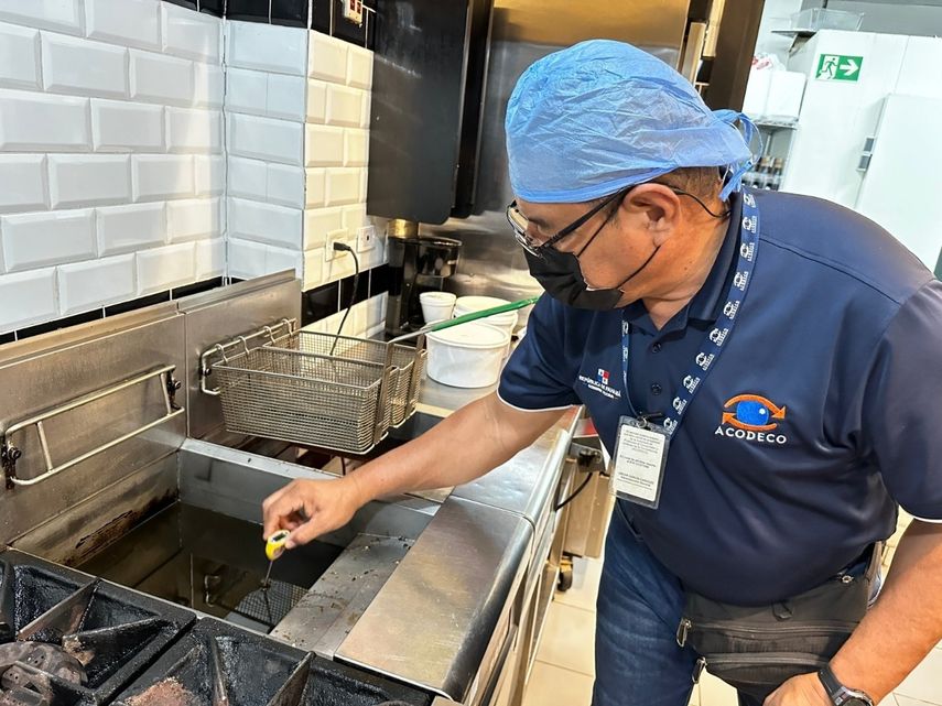 Acodeco verifica saturación de grasa en restaurantes