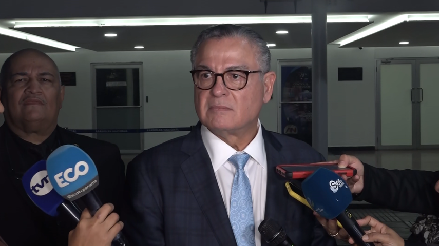 Contralor: Tengo un montón de currículos de diputados pidiéndome nombramientos