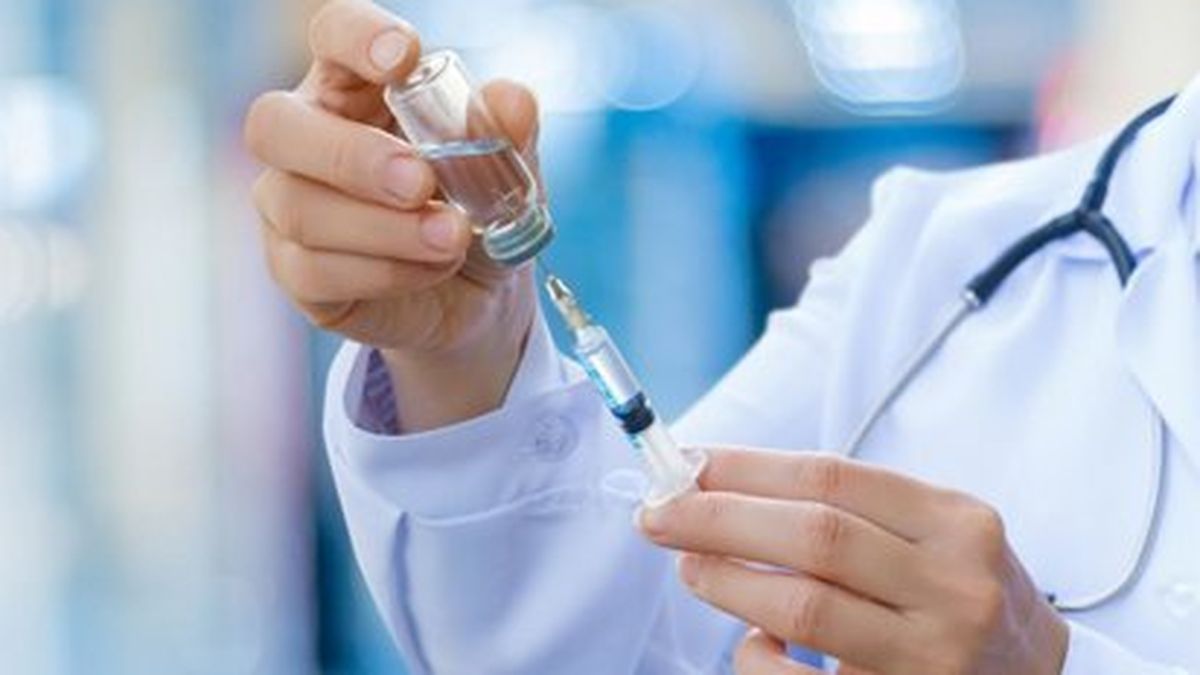 El Ministerio de Salud (Minsa), a través del Departamento de Epidemiología, informó las cifras correspondientes a la semana epidemiológica N.° 21 de 2026, comprendida entre el 24 y el 30 de mayo, en las que destaca un acumulado de 47 defunciones por influenza y 2,857 casos de dengue a nivel nacional. El Ministerio de Salud (Minsa), a través del Departamento de Epidemiología, informó las cifras correspondientes a la semana epidemiológica N.° 21 de 2026, comprendida entre el 24 y el 30 de mayo, en las que destaca un acumulado de 47 defunciones por influenza y 2,857 casos de dengue a nivel nacional.