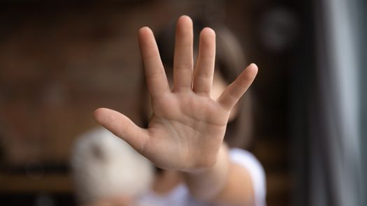 Panamá: Protección de mujeres y niños es una deuda persistente de derechos humanos