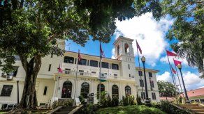 Diputados no figuran en grupos prioritarios para la vacuna COVID-19: MINSA