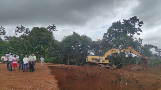 MOP adecúa sitio para depositar desechos en San Félix