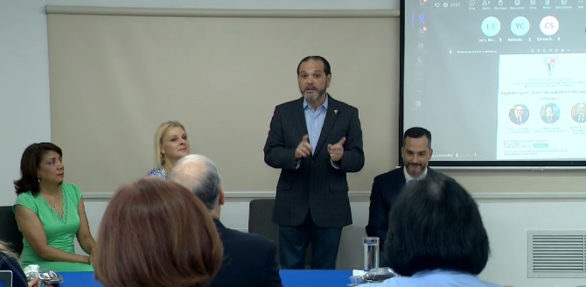 Ley de transparencia genera debate entre diputados, gremios y ANTAI Ley de transparencia genera debate entre diputados, gremios y ANTAI