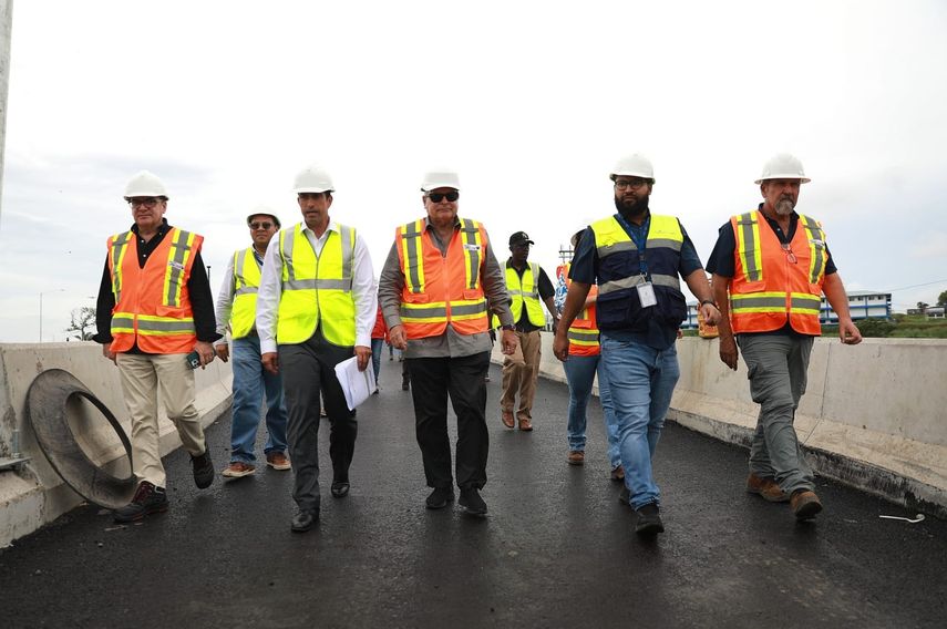 Con un avance físico del 97%, el Ministerio de Obras Públicas (MOP), a través del Consorcio Loma Cová, ejecuta el proyecto, Con un avance físico del 97%, el Ministerio de Obras Públicas (MOP), a través del Consorcio Loma Cová, ejecuta el proyecto,