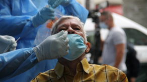 Cifra de nuevos contagios por covid-19 baja a 570 por día en Panamá