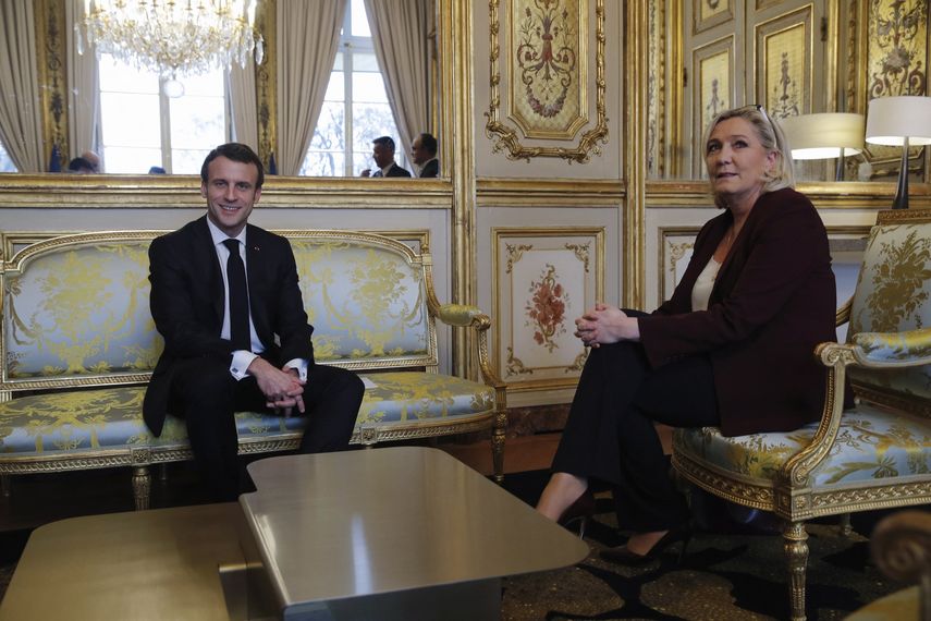 Emmanuel Macron y Le Pen al asalto final por la presidencia