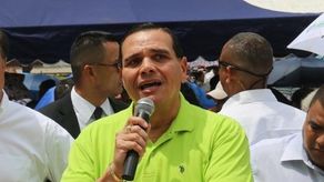 Chello Galvéz: A Rómulo Roux no lo acompaño ni a la esquina de esta calle