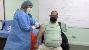 San Francisco inicia vacunación a mayores de 40 años