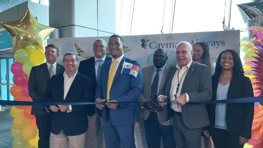 El inicio de esta relación fue celebrada por todo lo alto en el aeropuerto de Tocumen. El inicio de esta relación fue celebrada por todo lo alto en el aeropuerto de Tocumen.