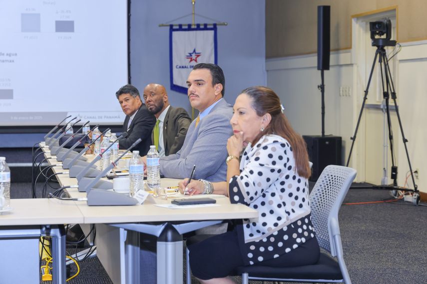 Canal de Panamá: 27 embajadores fueron instruidos sobre operatividad de la vía acuática