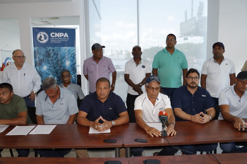 Impedir la pesca de la cojinúa, que se practica en Panamá desde hace más de 40 años mediante la modalidad de arte de cerco, constituye un atentado, señala la Cámara Nacional de Pesca y demás gremios. Impedir la pesca de la cojinúa, que se practica en Panamá desde hace más de 40 años mediante la modalidad de arte de cerco, constituye un atentado, señala la Cámara Nacional de Pesca y demás gremios.