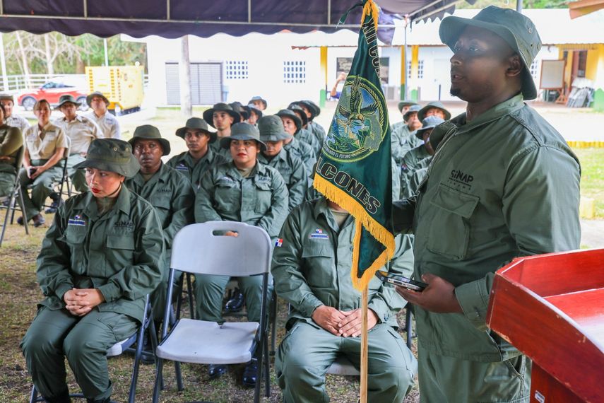 Guardaparques de MiAmbiente se preparon.