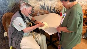 La Guía de las Aves de Panamá, publicada en 1976 y traducida al español en 1993.