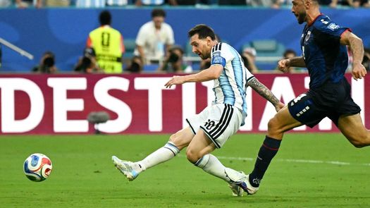 Lionel Messi de Argentina logró su vigésimo gol en la historia de los mundiales ante Cabo verde. Lionel Messi de Argentina logró su vigésimo gol en la historia de los mundiales ante Cabo verde.