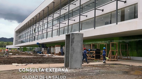 Edificio de consulta externa en fase de acabados