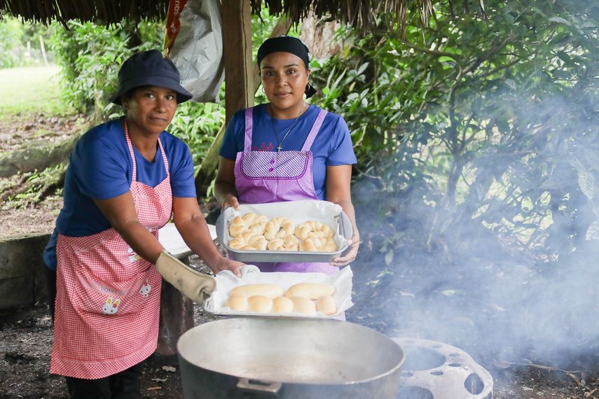 MIDES apoya a mujeres a la orilla del Lago Alajuela