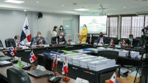 Asamblea aprueba partidas para pago de turnos extras a personal médico