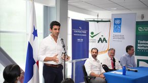 Autoridades y asociaciones lanzan campaña Panamá se ve mejor sin basura