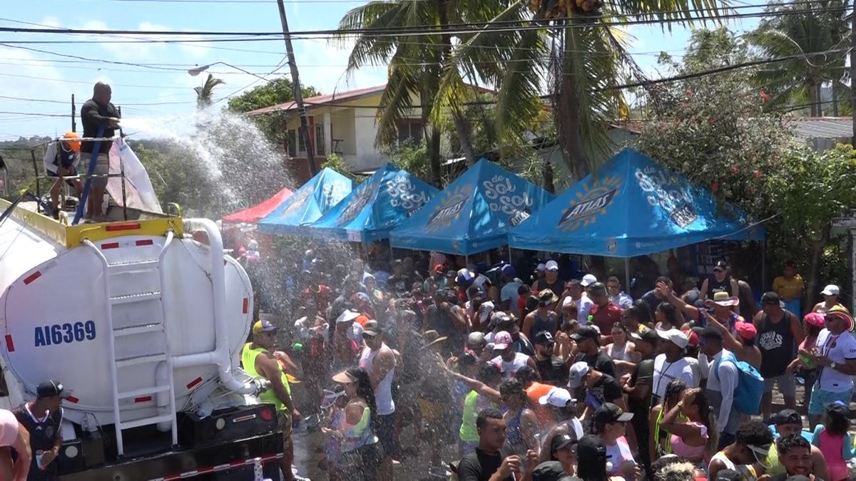 MiAmbiente reitera queda prohibido el uso de agua proveniente de fuentes subterráneas. MiAmbiente reitera queda prohibido el uso de agua proveniente de fuentes subterráneas.