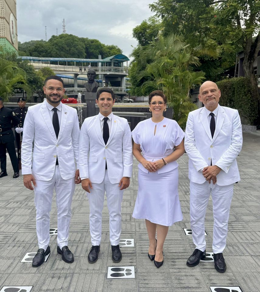 La Bancada Seguimos de la Asamblea Nacional a través de un comunicado exigió al Órgano Ejecutivo destinar los recursos necesarios para que el Instituto Oncológico Nacional (ION) cuente con los insumos, equipos y personal indispensables para su operación. La Bancada Seguimos de la Asamblea Nacional a través de un comunicado exigió al Órgano Ejecutivo destinar los recursos necesarios para que el Instituto Oncológico Nacional (ION) cuente con los insumos, equipos y personal indispensables para su operación.