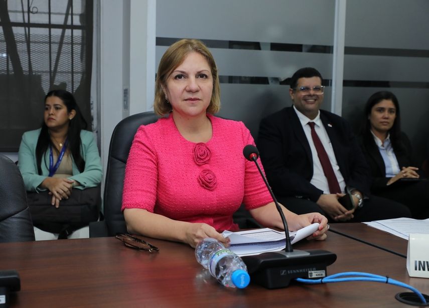 La ministra de Gobierno, Dinoska Montalvo solicitó $276 millones. La ministra de Gobierno, Dinoska Montalvo solicitó $276 millones.