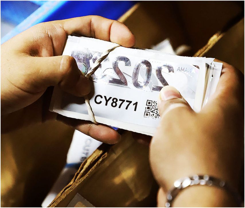 Alcaldía de Panamá inicia la entrega de calcomanías de febrero. Alcaldía de Panamá inicia la entrega de calcomanías de febrero.