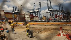 El Gobierno de Panamá informó que en menos de 24 horas se han realizado más de 200 sustituciones patronales en el puerto de Balboa. AFP