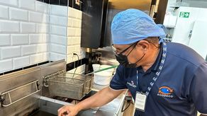 Acodeco realiza operativo para detectar saturación de grasa en restaurantes