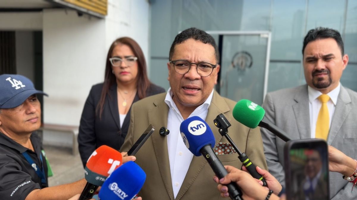 El director de la CSS, Dino Mon acudió a presentar la denuncia. El director de la CSS, Dino Mon acudió a presentar la denuncia.