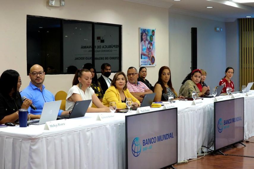 MIDES intercambió experiencias con Perú y República Dominicana sobre temas de Primera Infancia, Protección Social y Registro Social de Hogares. MIDES intercambió experiencias con Perú y República Dominicana sobre temas de Primera Infancia, Protección Social y Registro Social de Hogares.