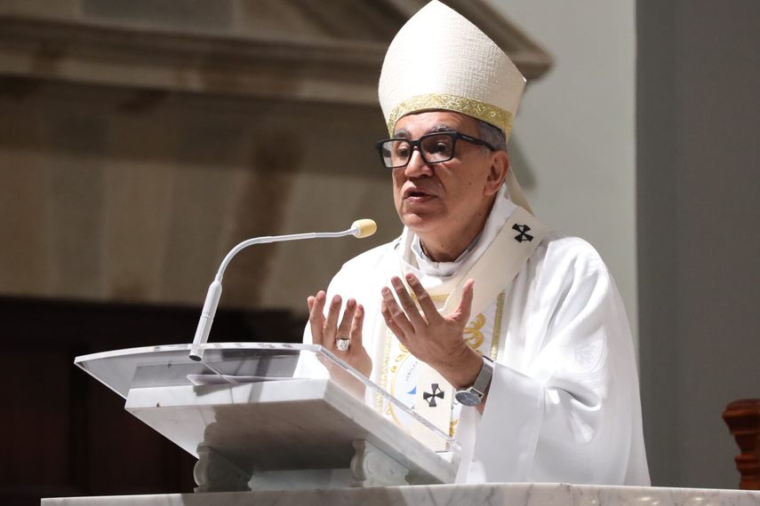 Monseñor Ulloa llama a la sensatez y diálogo responsable en medio de crisis nacional