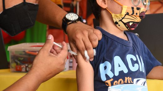 Paraguay empezó a vacunar contra el covid a niños de 5 a 11 años