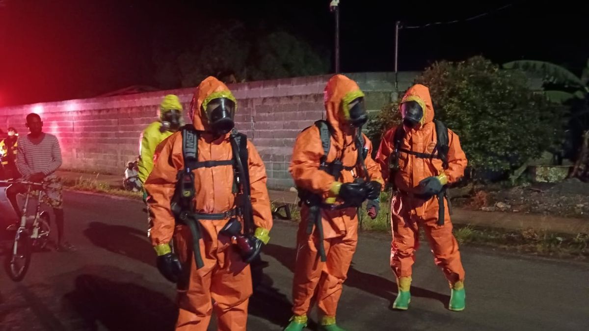 Los bomberos realizaron labores de control y verificación. Los bomberos realizaron labores de control y verificación.