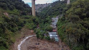 Al menos tres muertos y 15 desaparecidos por la crecida de un río en Guatemala