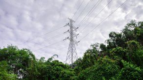 Panamá y Colombia firman acuerdo de interconexión eléctrica