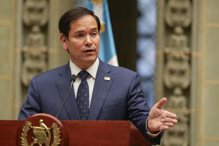 Cuba acusa a Marco Rubio de promover la migración ilegal en lugar de combatirla